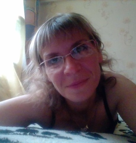 Девушки в Вологде: Анюта, 41 - ищет парня из Вологды