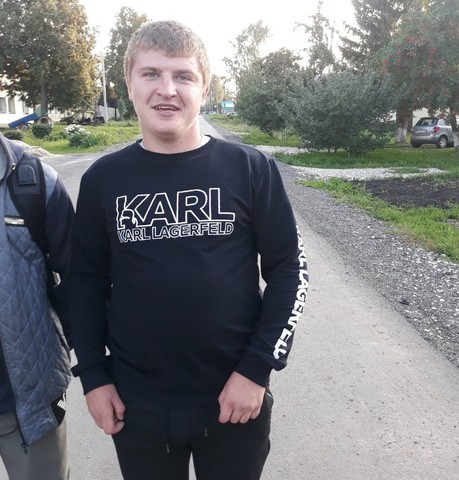 Парни в Чистополе (Татарстан): Vladislav, 24 - ищет девушку из Чистополя (Татарстан)