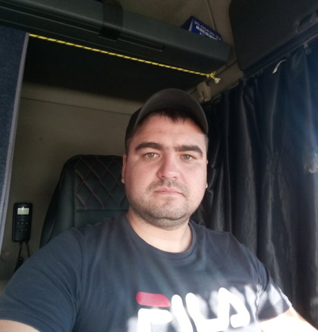 Мужчины в Саратове: Дима, 30 из Саратова ищет женщину Парни в Саратове: Дима, 30 - ищет девушку из Саратова