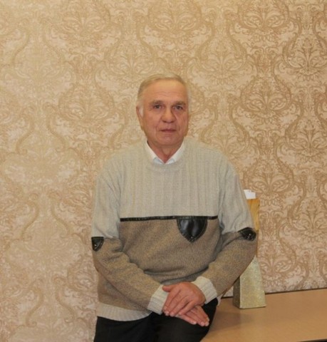 Парни в Ижевске: Анатолий Бурцев, 68 - ищет девушку из Ижевска