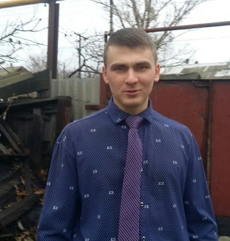 Парни в Донецке: Андрей, 28 - ищет девушку из Донецка