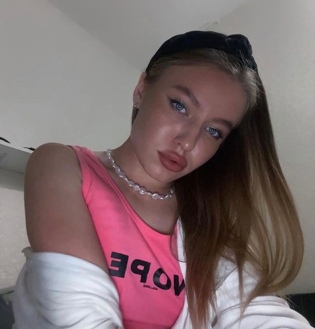 Женщины в Тюменское Тоо: Breyana Moore, 28 из Тюменское Тоо ищет мужчину Девушки в Тюменское Тоо: Breyana Moore, 28 - ищет парня из Тюменское Тоо