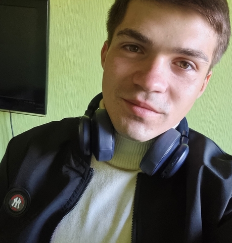 Парни в Нижневартовске: Андрей, 23 - ищет девушку из Нижневартовска