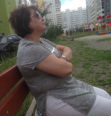 Девушки в Челябинске: Lena, 60 - ищет парня из Челябинска