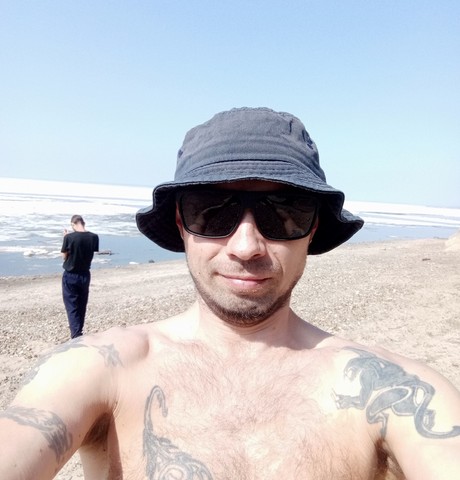 Мужчины в Ульяновске: Гарик, 38 из Ульяновска ищет женщину Парни в Ульяновске: Гарик, 38 - ищет девушку из Ульяновска