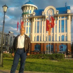 Парни в Томске: Jonim Ibragimov, 47 - ищет девушку из Томска