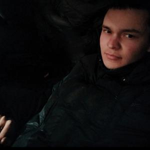 Парни в Томске: Vadim Kukhorenko, 26 - ищет девушку из Томска