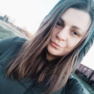 Девушки в Калининграде: Анастасия, 28 - ищет парня из Калининграда