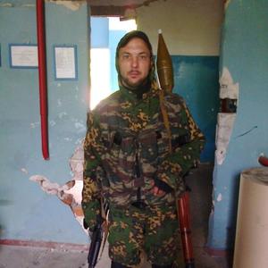 Парни в Донецке: Санек Бабичев, 40 - ищет девушку из Донецка
