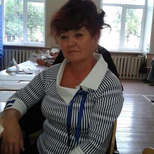 Девушки в Тольятти: Elena, 63 - ищет парня из Тольятти