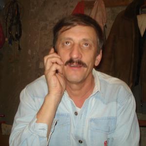 Парни в Таганроге: Игорь, 64 - ищет девушку из Таганрога