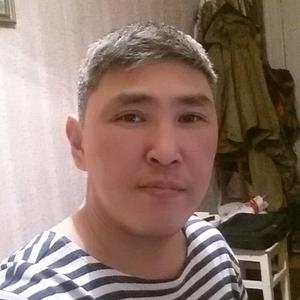 Парни в Якутске: Николай, 47 - ищет девушку из Якутска