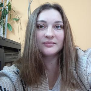 Девушки в Саратове: Ольга, 34 - ищет парня из Саратова