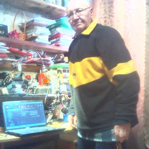 Парни в Великий Новгороде: Игорь, 73 - ищет девушку из Великий Новгорода