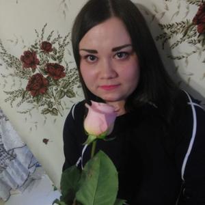 Девушки в Томске: Дарья, 34 - ищет парня из Томска