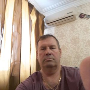 Влад, 53 года, Саратов