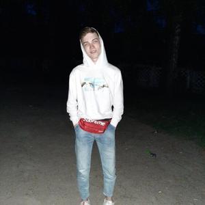 Sergey, 22 года, Новотроицк