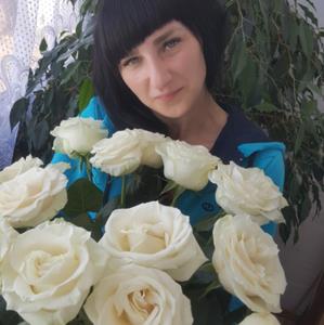 Девушки в Новосибирске: Lesay, 40 - ищет парня из Новосибирска