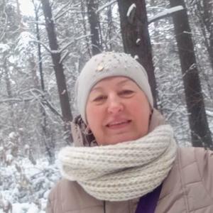 Девушки в Кемерово: Галина, 63 - ищет парня из Кемерово