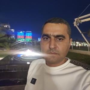 Парни в Баку: Vusal, 45 - ищет девушку из Баку