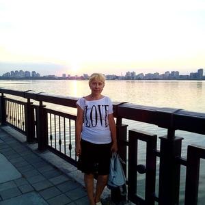 Девушки в Казани (Татарстан): Лилия, 59 - ищет парня из Казани (Татарстан)