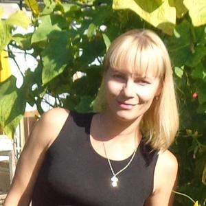 Юлия, 48 лет, Энгельс