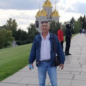 Андрей, 62 года, Волжский