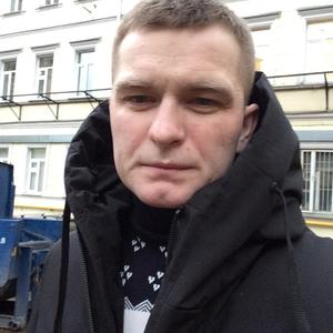 Василий, 32 года, Ульяновск