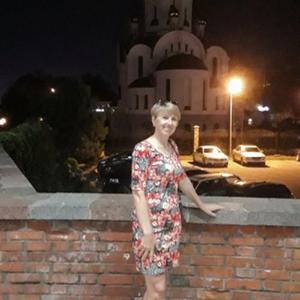 Девушки в Калининграде: Светлана Лана, 58 - ищет парня из Калининграда