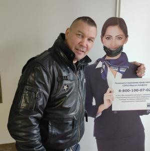 Парни в Мурманске: Илья, 54 - ищет девушку из Мурманска