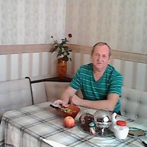 Парни в Анапе: Юрий, 69 - ищет девушку из Анапы