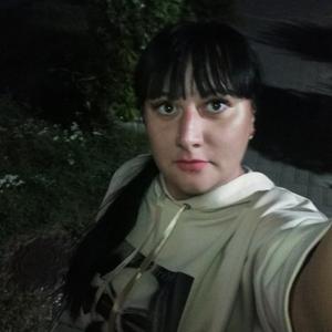 Девушки в Ульяновске: Лика, 37 - ищет парня из Ульяновска
