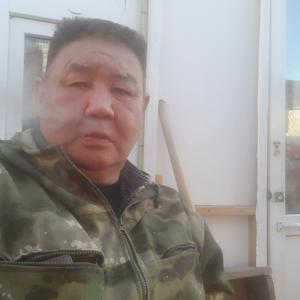 Роман, 65 лет, Якутск