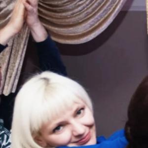 Девушки в Калининграде: Ольга, 45 - ищет парня из Калининграда