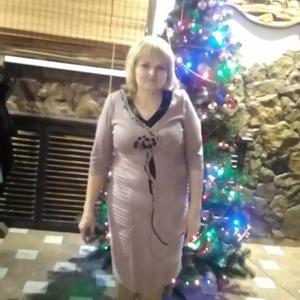 Девушки в Краснодаре (Краснодарский край): Валентина, 55 - ищет парня из Краснодара (Краснодарский край)