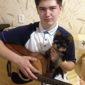 Парни в Первоуральске: Александр, 24 - ищет девушку из Первоуральска