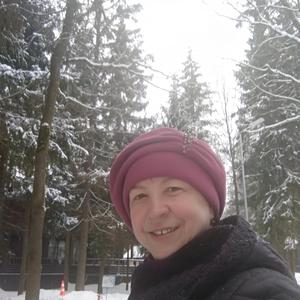 Девушки в Якутске: Ирина, 57 - ищет парня из Якутска