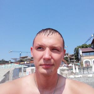 Парни в Сыктывкаре: Александр, 28 - ищет девушку из Сыктывкара