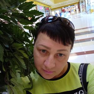 Девушки в Екатеринбурге: Юлия, 45 - ищет парня из Екатеринбурга