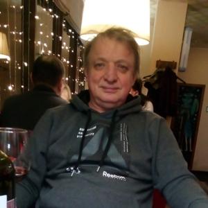 Парни в Ижевске: Вадим, 52 - ищет девушку из Ижевска