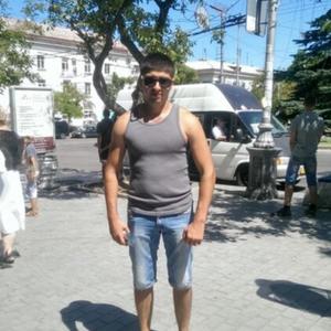 Парни в Пятигорске: Артур, 32 - ищет девушку из Пятигорска