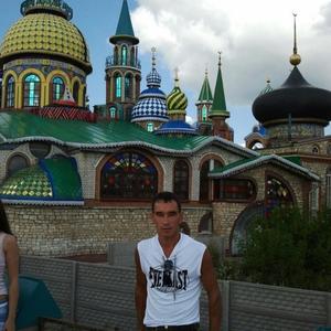 Парни в Альметьевске: Виктор, 40 - ищет девушку из Альметьевска