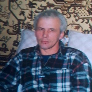 Александр, 59 лет, Псков