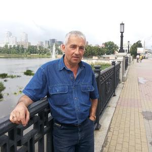 Парни в Челябинске: Юрий, 61 - ищет девушку из Челябинска
