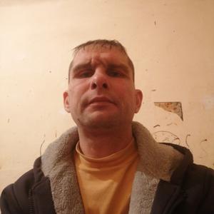 Парни в Новосибирске: Юрий, 45 - ищет девушку из Новосибирска