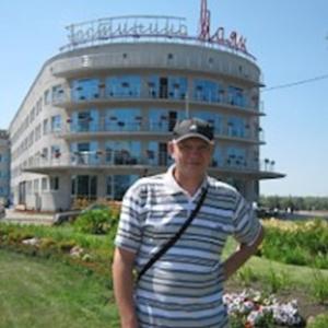 Виктор, 55 лет, Омск