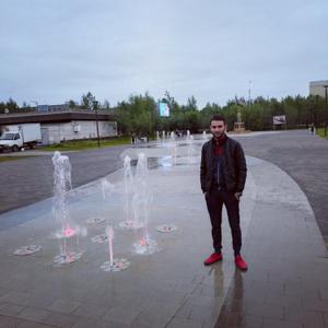 Парни в Муравленко: Нарек, 27 - ищет девушку из Муравленко