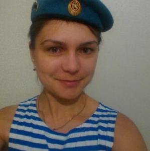 Девушки в Новороссийске: Екатерина, 36 - ищет парня из Новороссийска