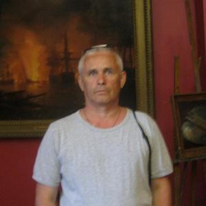 Парни в Сыктывкаре: Анатолий, 61 - ищет девушку из Сыктывкара