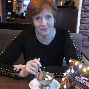 Валентина, 66 лет, Санкт-Петербург